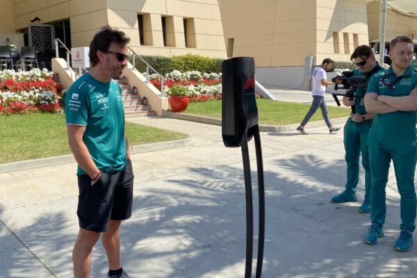 Alonso - robots F1 Bahrain Grand Prix